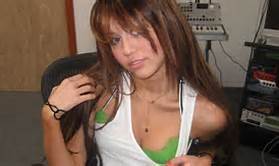 teens flashing, Internet,
