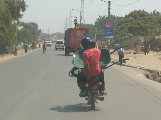 moto & wheelbarrow (1)