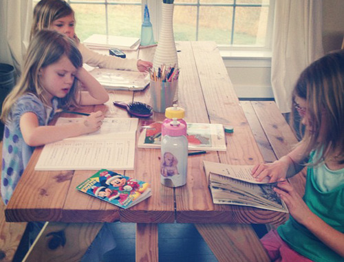 5 Benefits of Homeschooling Year-Round at lifeyourway.net