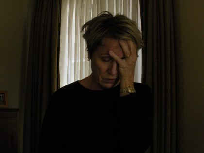 Lynne going crazy 002