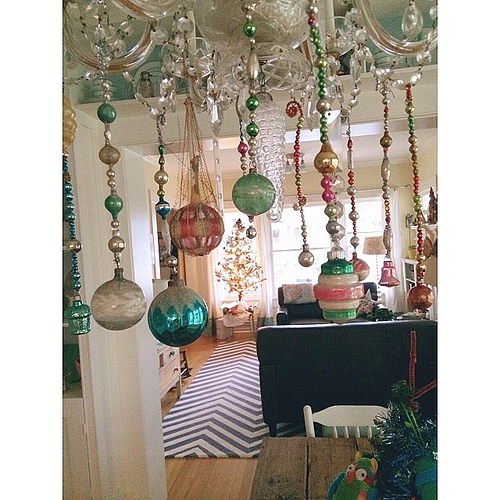 I am home alone for a couple of hours. It's such a rare treat, I'm savoring every minute and capturing a few of my favorite scenes from around the house. #selfcare #quiet #loveourhome