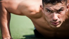 Athlete push-up effort