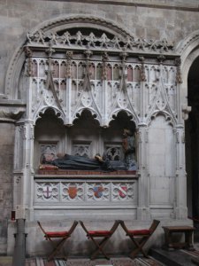 tomb of Rahere, in St. Bartholomew the Great, Smithfield, London. Photo by Mike Quinn [CC-BY-SA-2.0 (http://creativecommons.org/licenses/by-sa/2.0)], via Wikimedia Commons