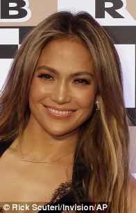 article-2303091-18E492CF000005DC-552_196x307