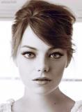  photo emma-stone-profile_zps5ff551ec.jpg