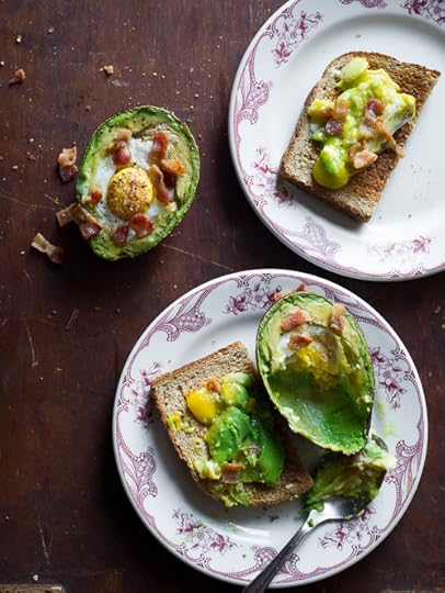 avocado-ham-baked-egg