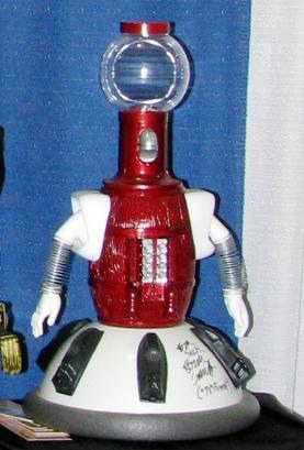 Tom_Servo