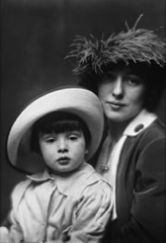 File:Evelyn Nesbit and son, 1913.jpg
