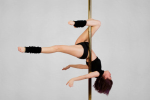 rf getty pole dance (1)
