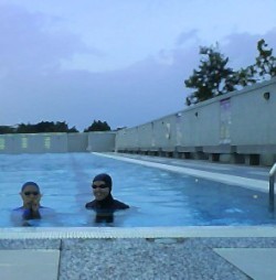 swimming-pool-295x300