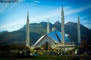 Faisal Mosque, by Qornography