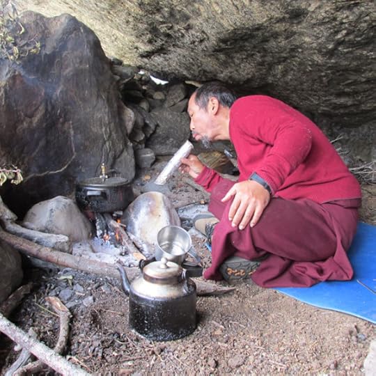 lama-tashi-cooking