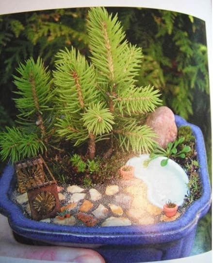 Gardening in Miniature: Create Your Own Tiny Living World by