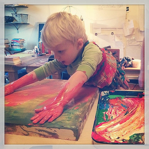 Love how much he loves it;) #trueelioorlando #paintingwithkidsisfun #lethimbelittle