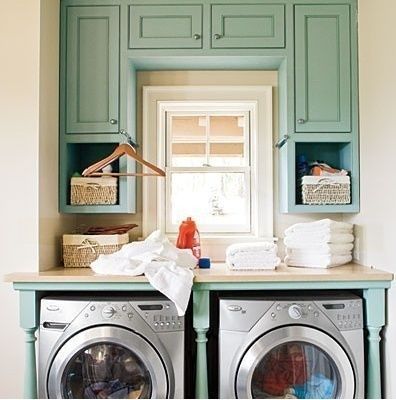 I like the old legs used for the counter top.