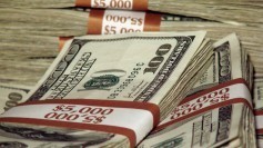 A scheisseload of US Dollars