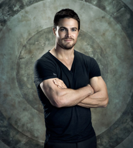 367px-Oliver_Queen_on_a_target_background