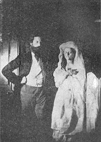 William_Crookes_with_Katie_King.jpg