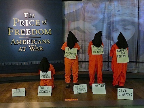 Campaigners with Witness Against Torture occupy the National Museum of American History in Washington D.C. on January 11, 2014, the 12th anniversary of the opening of Guantanamo (Photo: Andy Worthington).