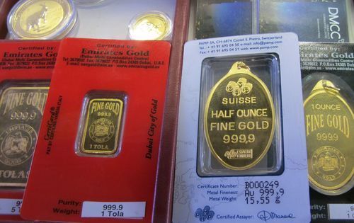 Gold ingots: Swiss and Emirati
