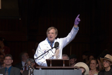 Dr.Fesmire-at-the-Ig-Nobel-ceremony