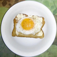 protein -- hen fruit on toast