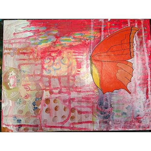 In the studio today! Loving this background and eager to see what emerges.