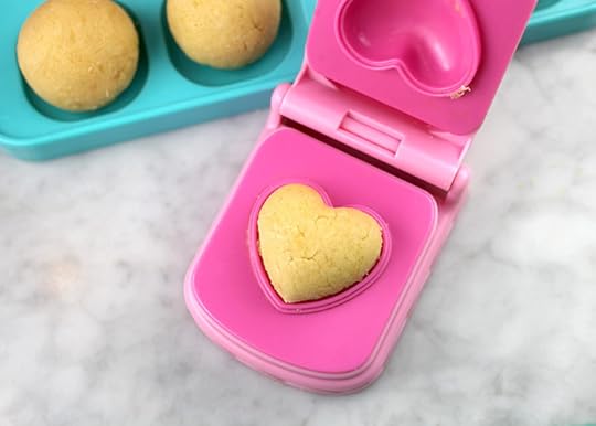 Cake Pops Heart Mold