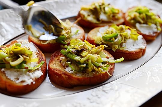 Bruschetta with Goat Cheese, Leeks, and Bacon