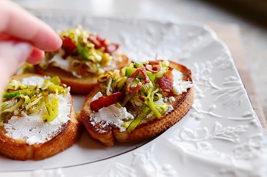 Bruschetta with Goat Cheese, Leeks, and Bacon
