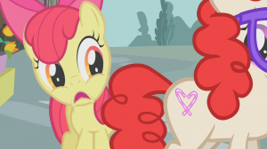 Apple_Bloom_mortified_that_Twist_got_her_cutie_mark_S01E12