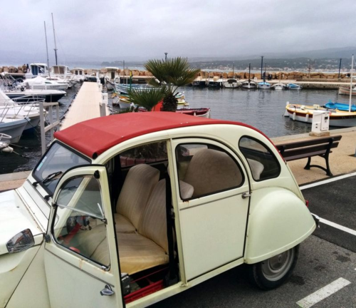 2CV (c) Kristin Espinasse