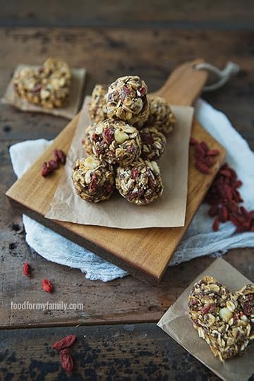 Valentine's Day Treats #recipes via FoodforMyFamily.com