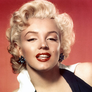 marilyn biography.com