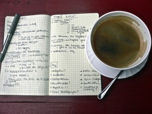 3 Tips for Going Paperless GIVEAWAY | Unclutter