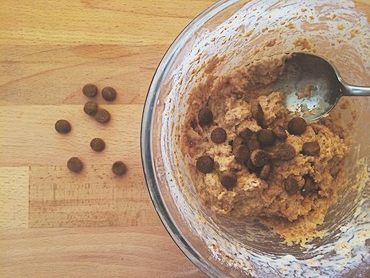 Dog-Safe Cupcake & Cakepop Recipe Made Peachy