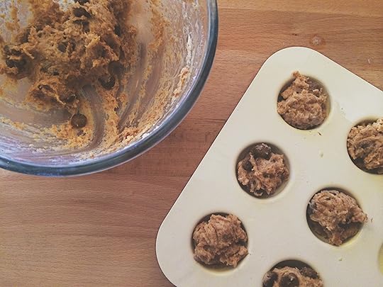 Dog-Safe Cupcake & Cakepop Recipe Made Peachy