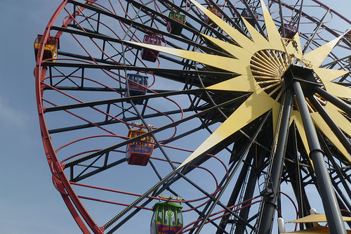 Mickey's Fun Wheel
