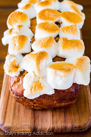 S'mores Banana Bread - all your favorite s'mores flavors baked into my favorite super-moist banana bread! 