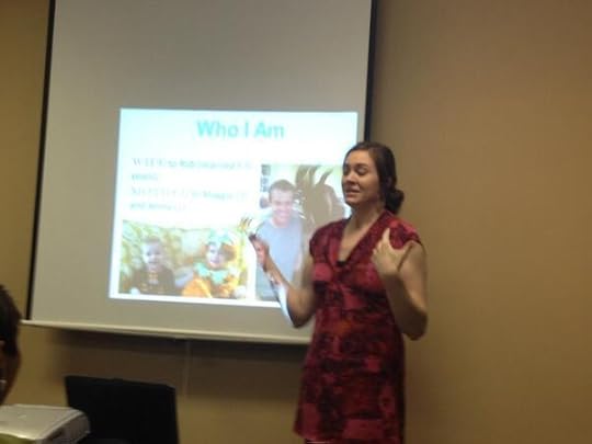 Don't you love pictures of yourself in the middle of a sentence?