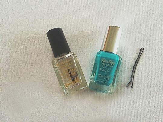 DIY Dotty Manicure Made Peachy