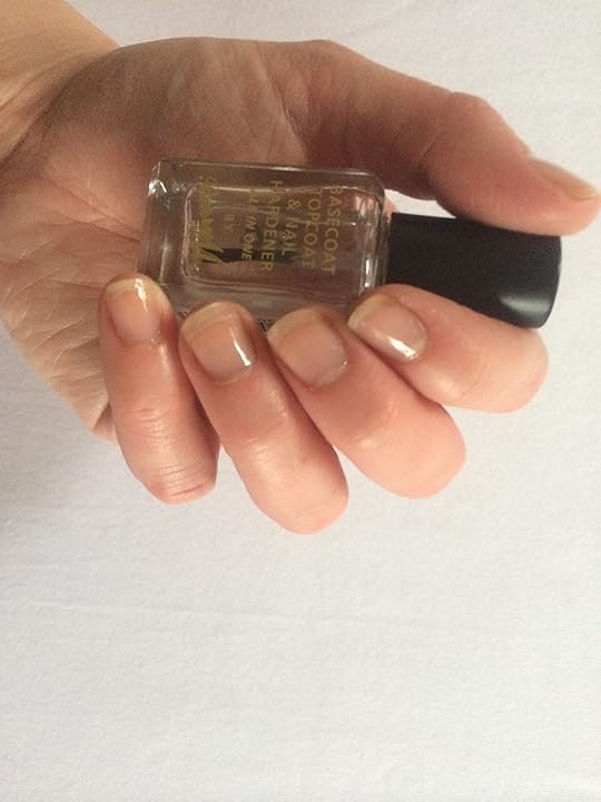 DIY Dotty Manicure Made Peachy