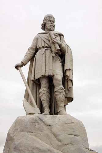 Statue of Alfred in Wantage, his birthplace