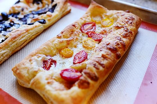 Puffed Pastry Pizza