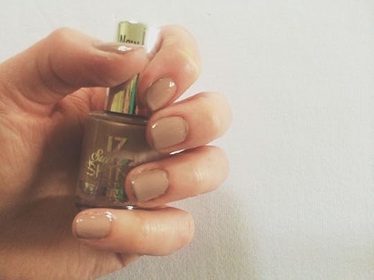 DIY Dotty French Mani Made Peachy