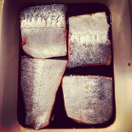 Salmon marinating