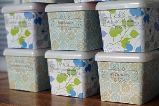 Free Printable Holiday Storage Labels at lifeyourway.net