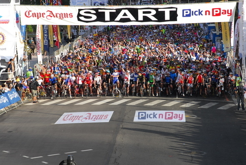 Starting Line for the 2011 Argus (we're there somewhere.)