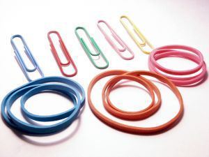 papercips-and-rubberbands-699246-m