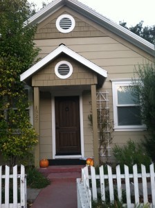 Our little rental. Built in 1902, refurbished, comfy and located in historic downtown Paso Robles. Of course, it became our Home Sweet Anywhere workshop, too.